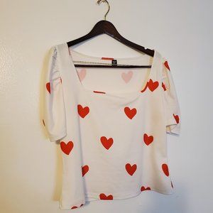 Cute crop top white with hearts
